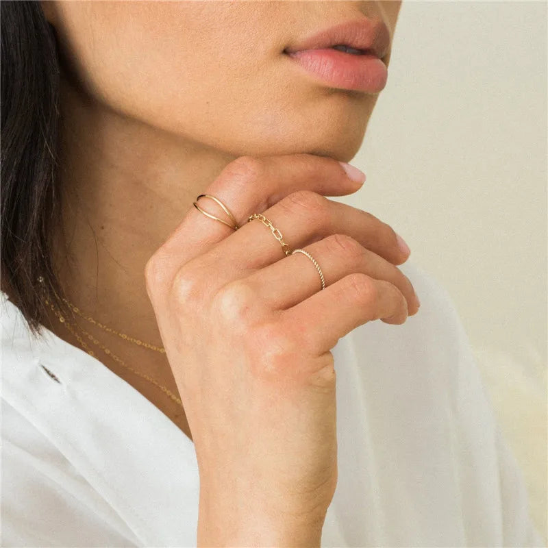 14K Gold Paperclip Chain Ring | Minimalist Knuckle & Stacking Ring for Women